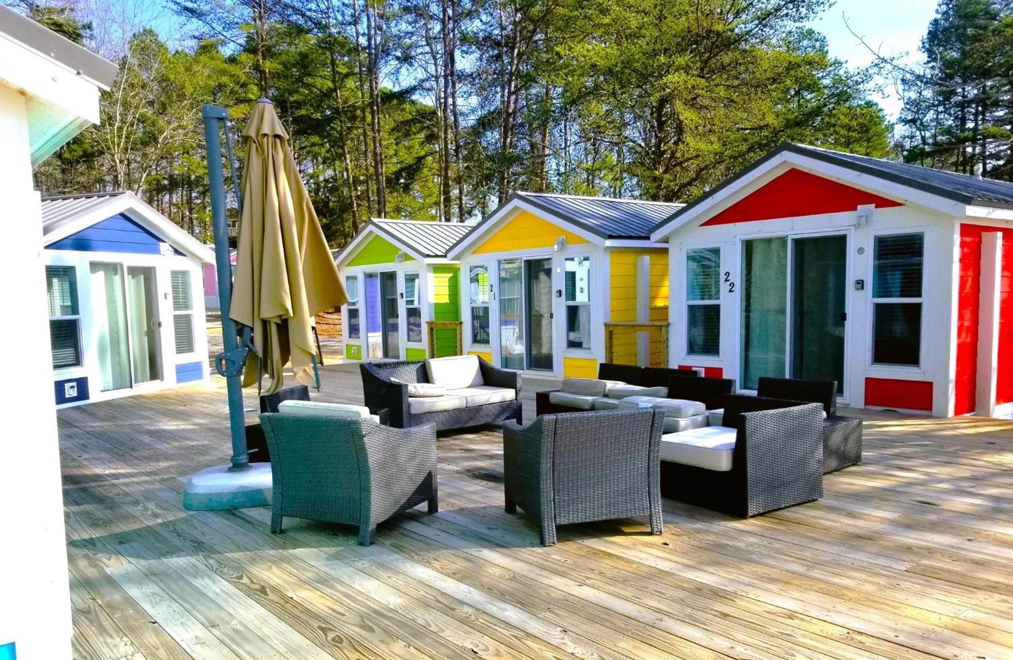 Long Cove Resort And Marina Charlotte Exterior photo